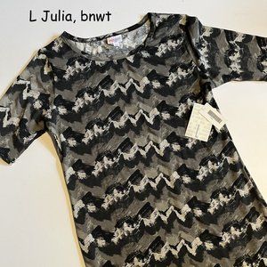 Large Lularoe Julia sheath dress, black white grey brushstrokes